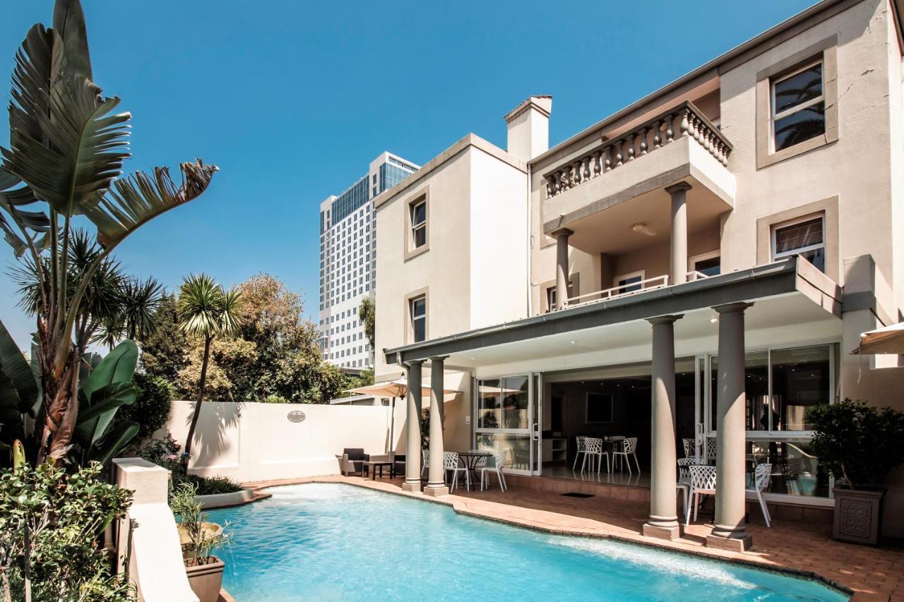 Villa Via Executive Suites With Power Back-Up Johannesburg Dış mekan fotoğraf