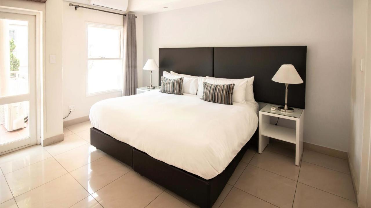 Villa Via Executive Suites With Power Back-Up Johannesburg Dış mekan fotoğraf